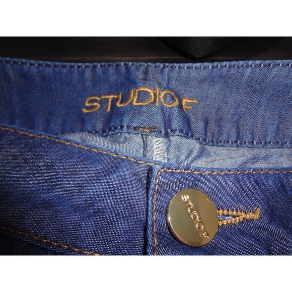 Wide Legged Soft Jeans by Studio F Size 10 - Picture 6 of 8